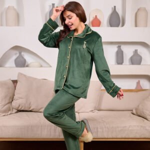 بيجاما كلاسيك زيتي