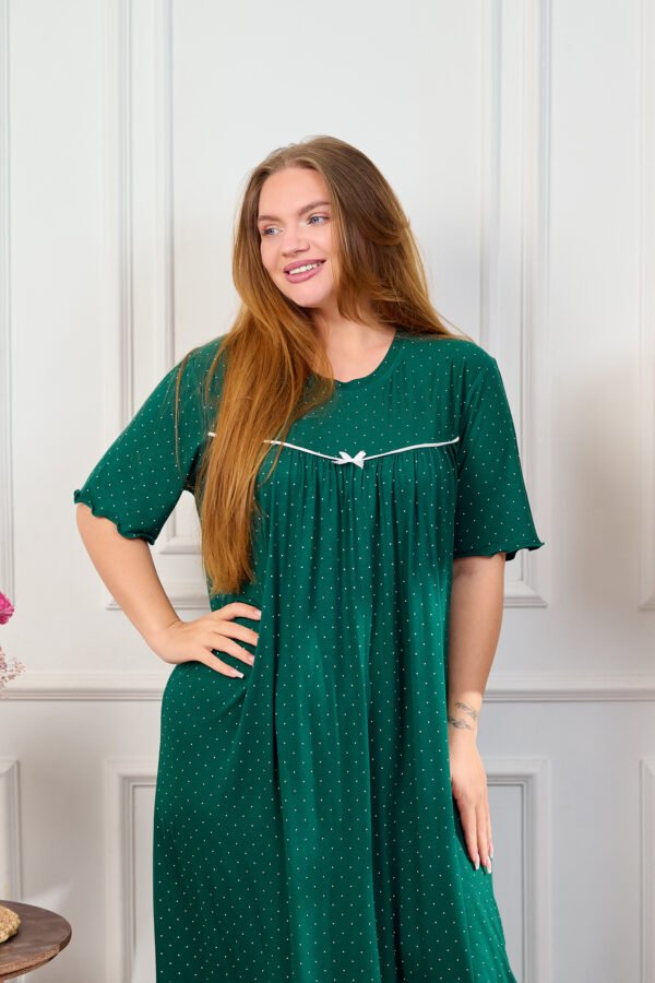 جلابيه نص كم منقط