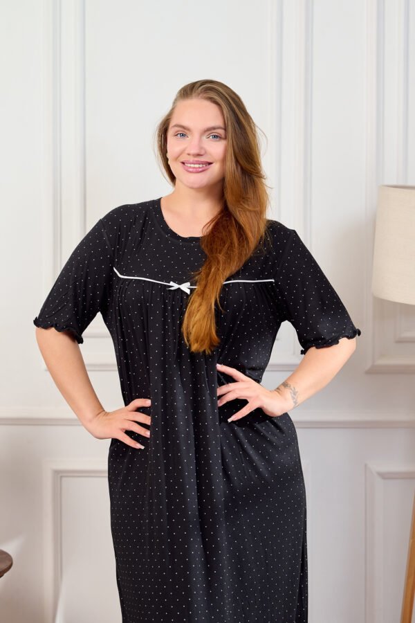 جلابيه نص كم منقط