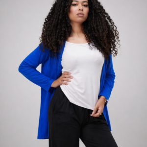 Cardegan with two holes of the grass.